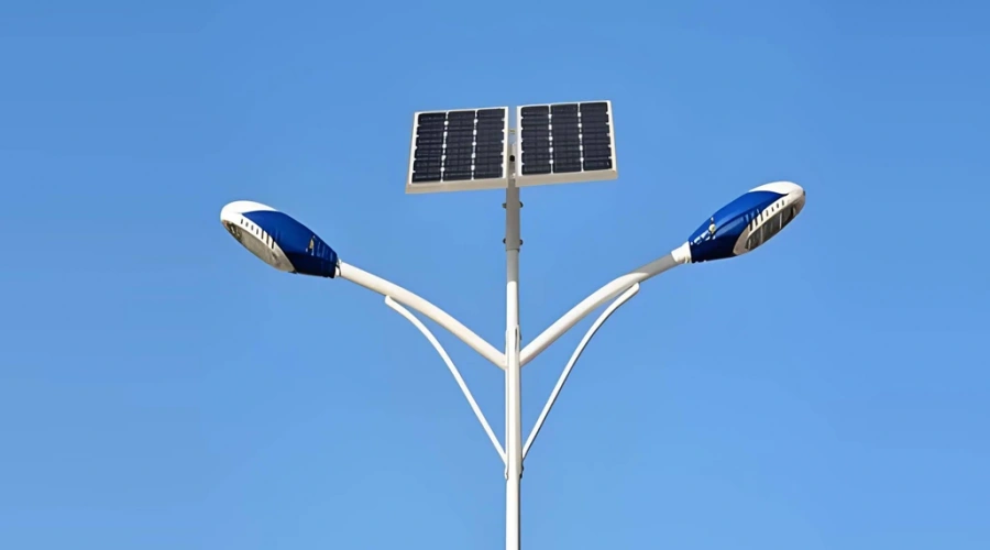 Solar street light